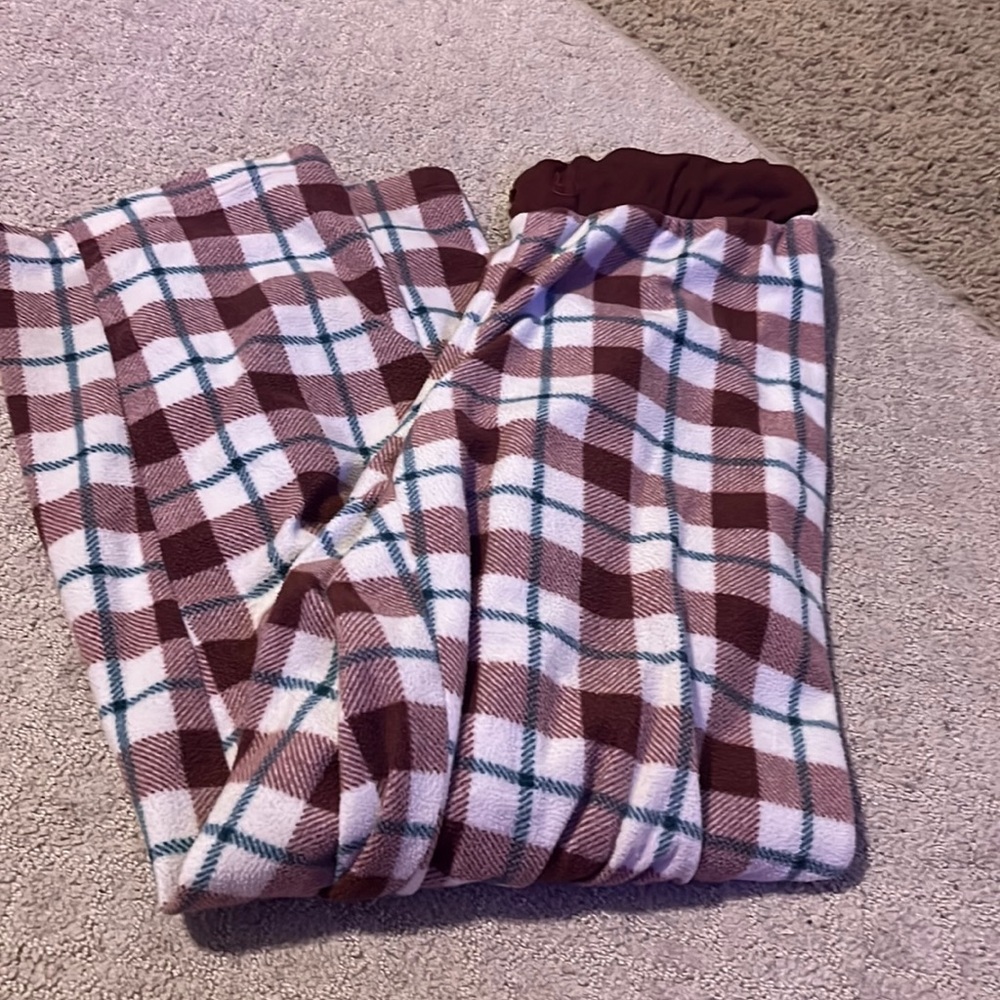 Maroon plad pj pants